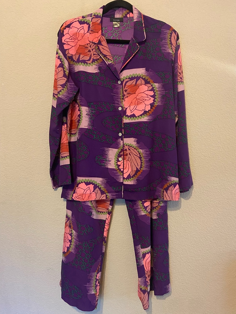 Natori Vibrant Pink Floral Purple Satin Pajama Set Pants Top Sz M button up